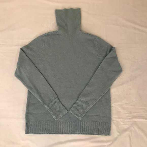 BNWT Halogen Turtleneck Blue Raindrop Sweater - Picture 6 of 8
